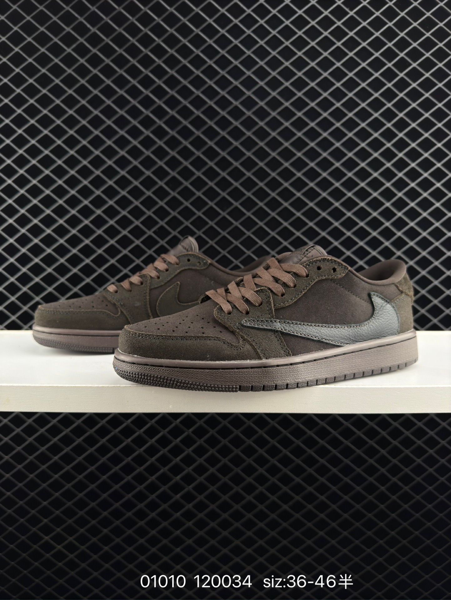 Travis Scott x Air Jordan 1 ” Reverse Mocha “